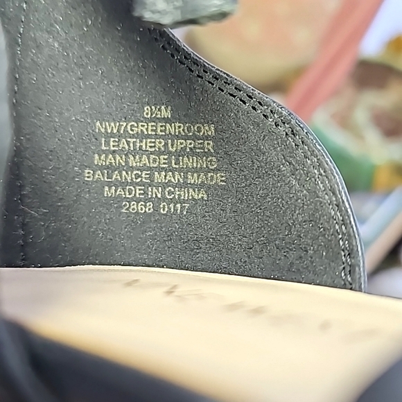 Nine West Black Leather Strappy Sandals | Size 8.5 M - Picture 4 of 7